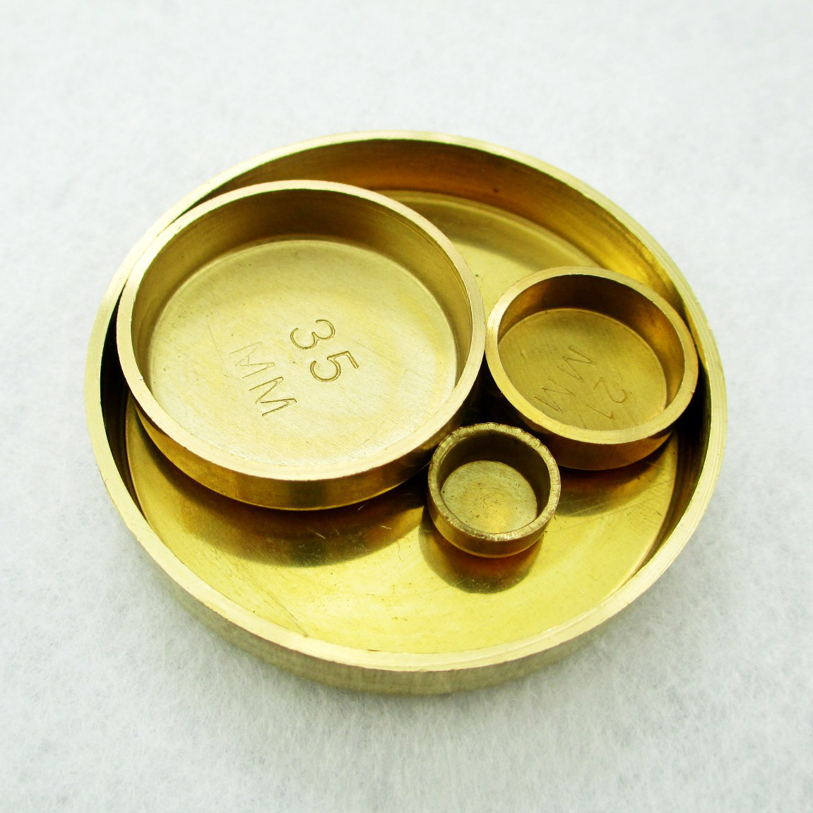 Tapered Threaded Flanged Metric Cap Plugs