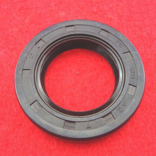 TC Oil Seal Size 25*42*7mm