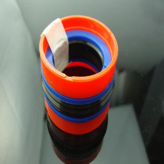 hydraulic oil seal (16)