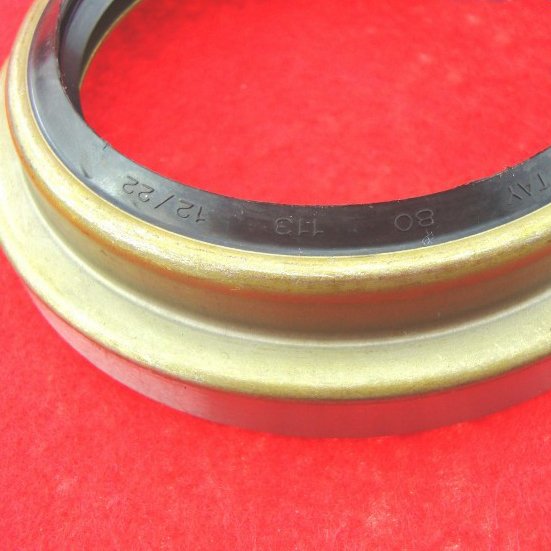 conew_tay 80-113-12-22 03_conew2.jpg