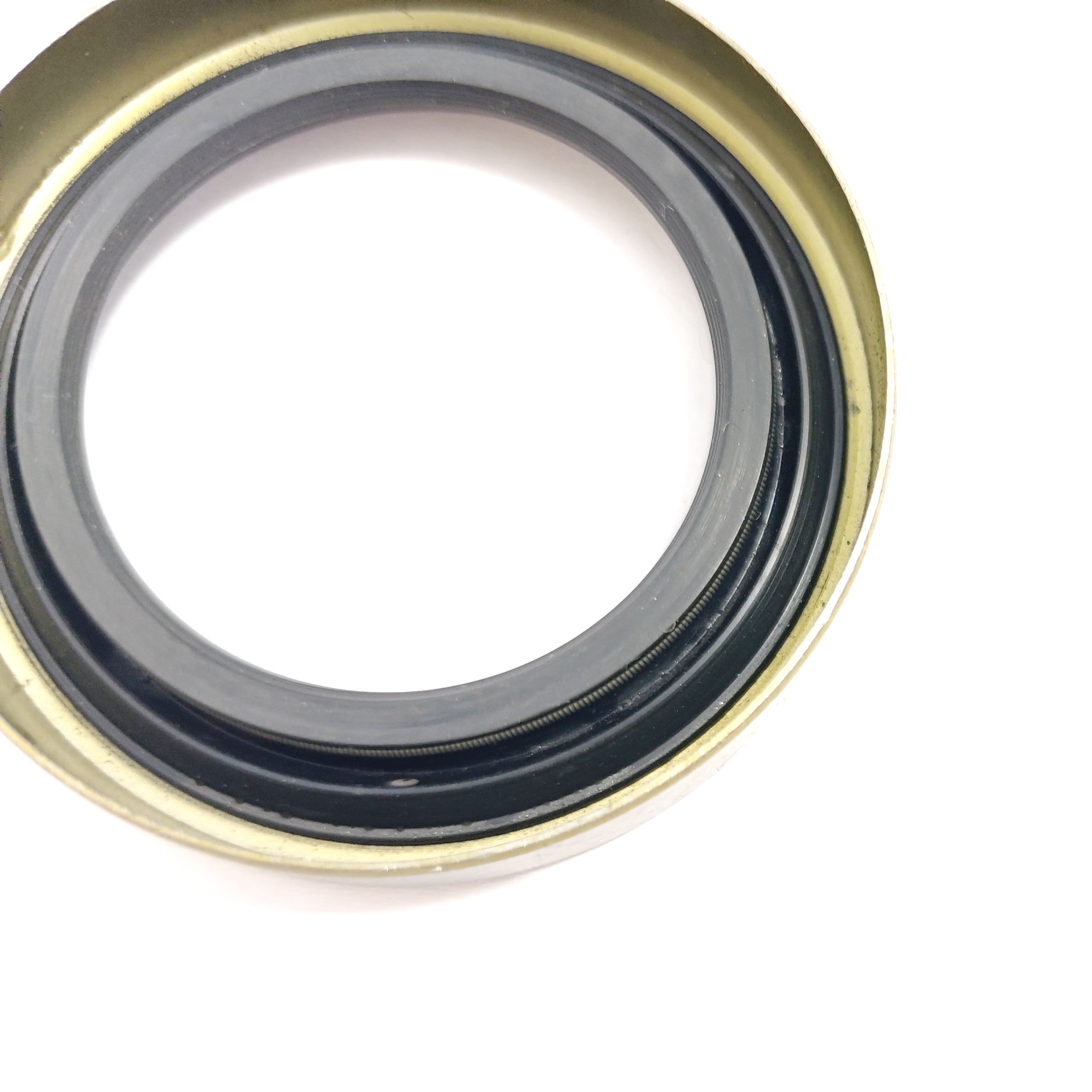 8-98323-297 SB2 40*60*10mm XTSEAO Factory Produces High-quality Wheel Hub Axle Oil Seal for ISUZU Cars