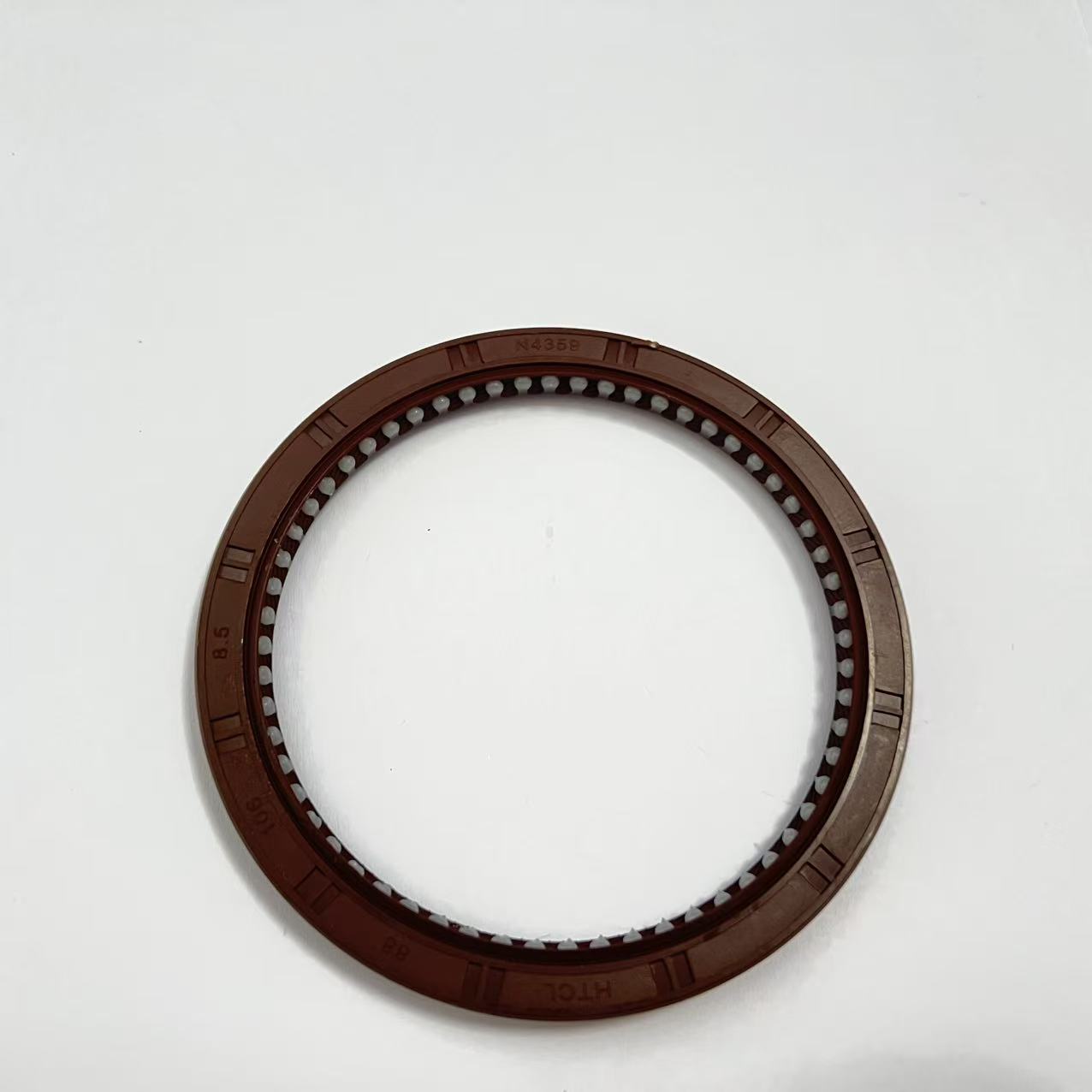 Xtseao High Performance Mechanical Oil Seal 88*106*8.5 Mm Rubber NBR FKM ACM Automotive Applications Model OEM 90311-T0026