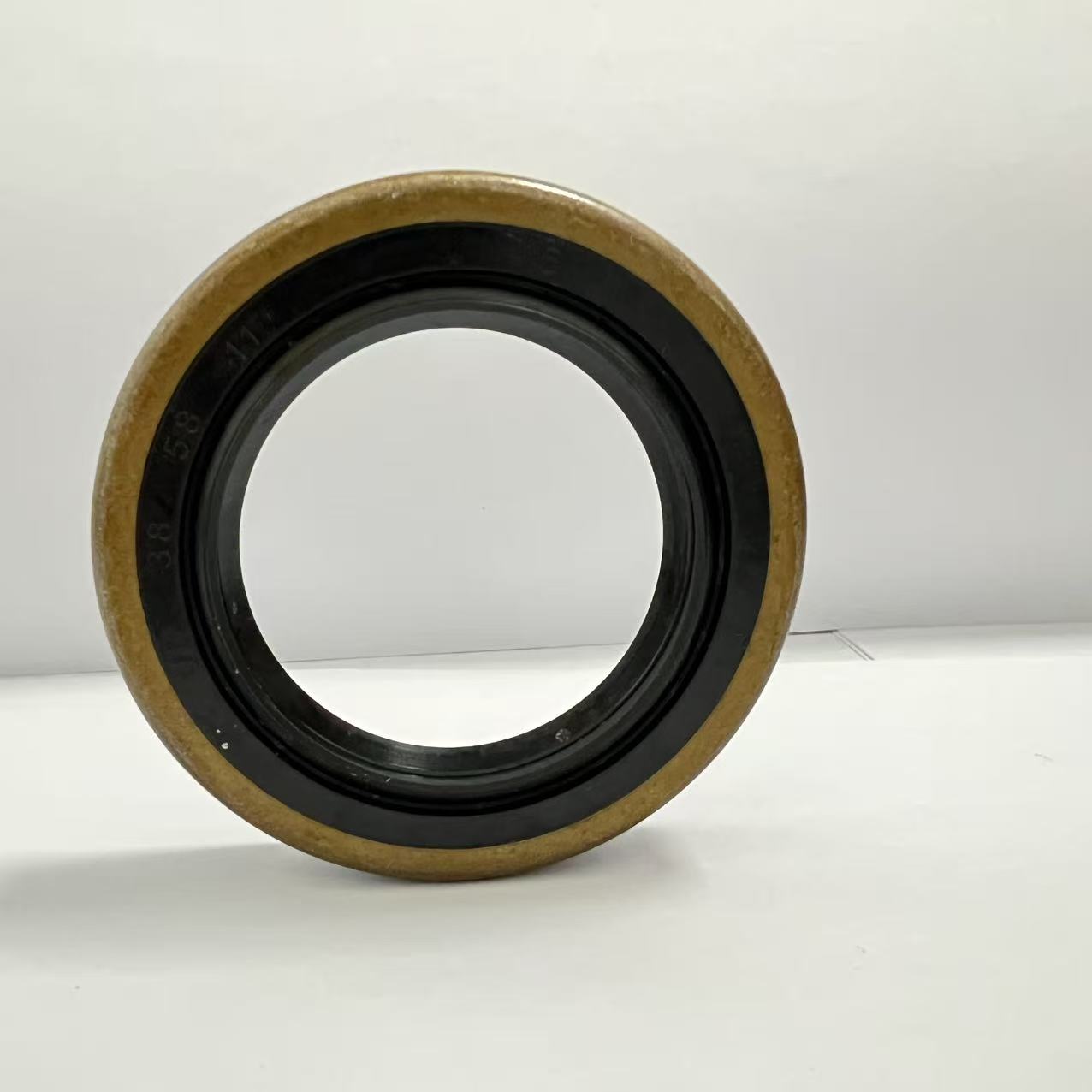 38*58*11mm Professional Automotive Oil Seal for Trucks NBR Nitrile Rubber FKM ISO Standard XTSEAO Hebei