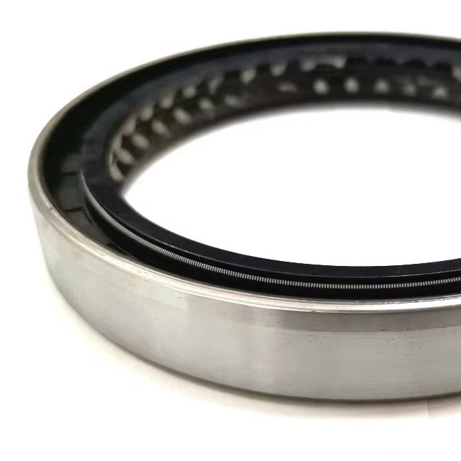 AW9063E 95*120*17 96*120*16.5 NBR Oil Seal for KOMAST U Excavator 4D95 6D95 Custom Oil Seal