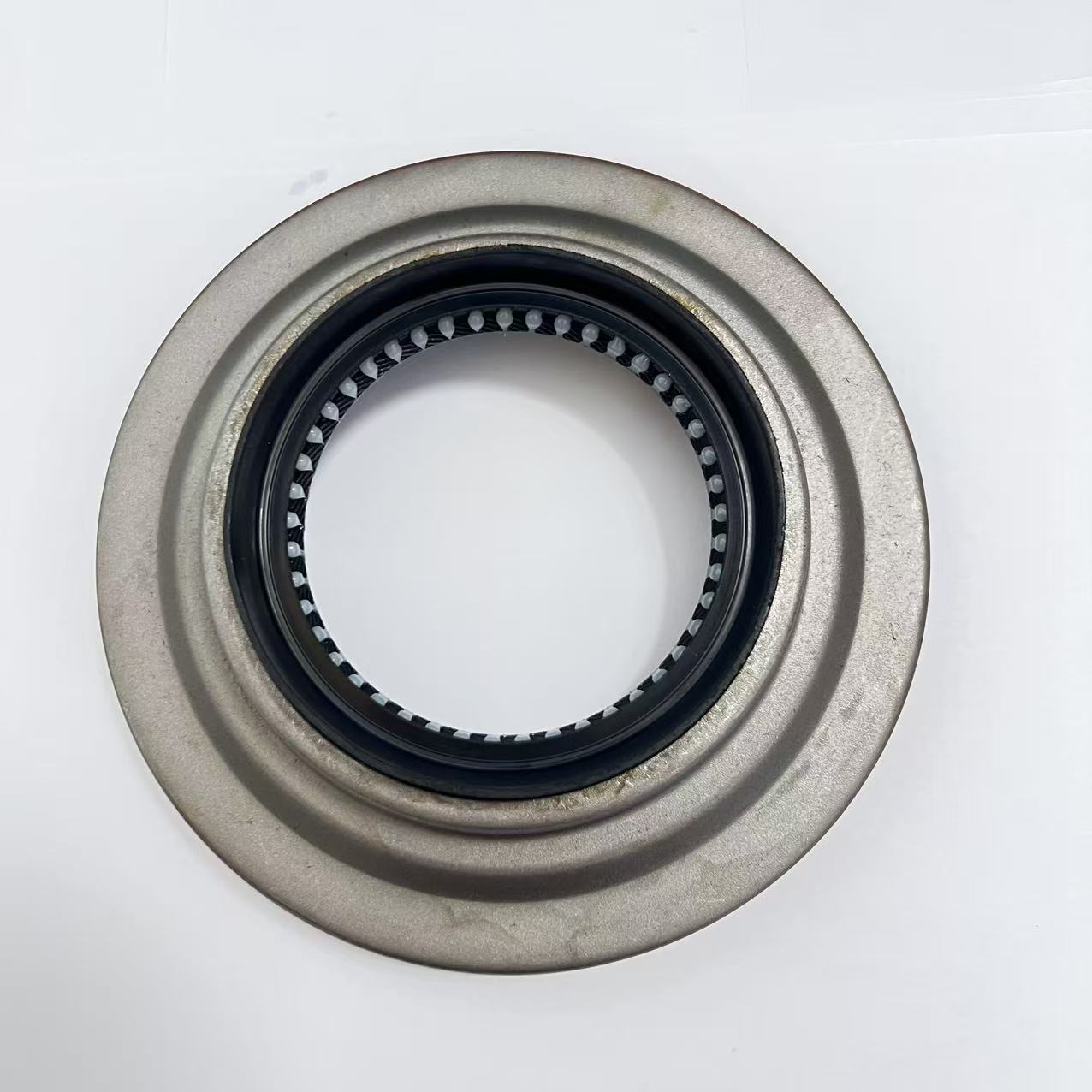 Xtseao High Performance Shaft Seal Mechanical Oil Seal 70*95/142*12/38mm Rubber NBR FKM ACM Automotive Model OEM MC827475