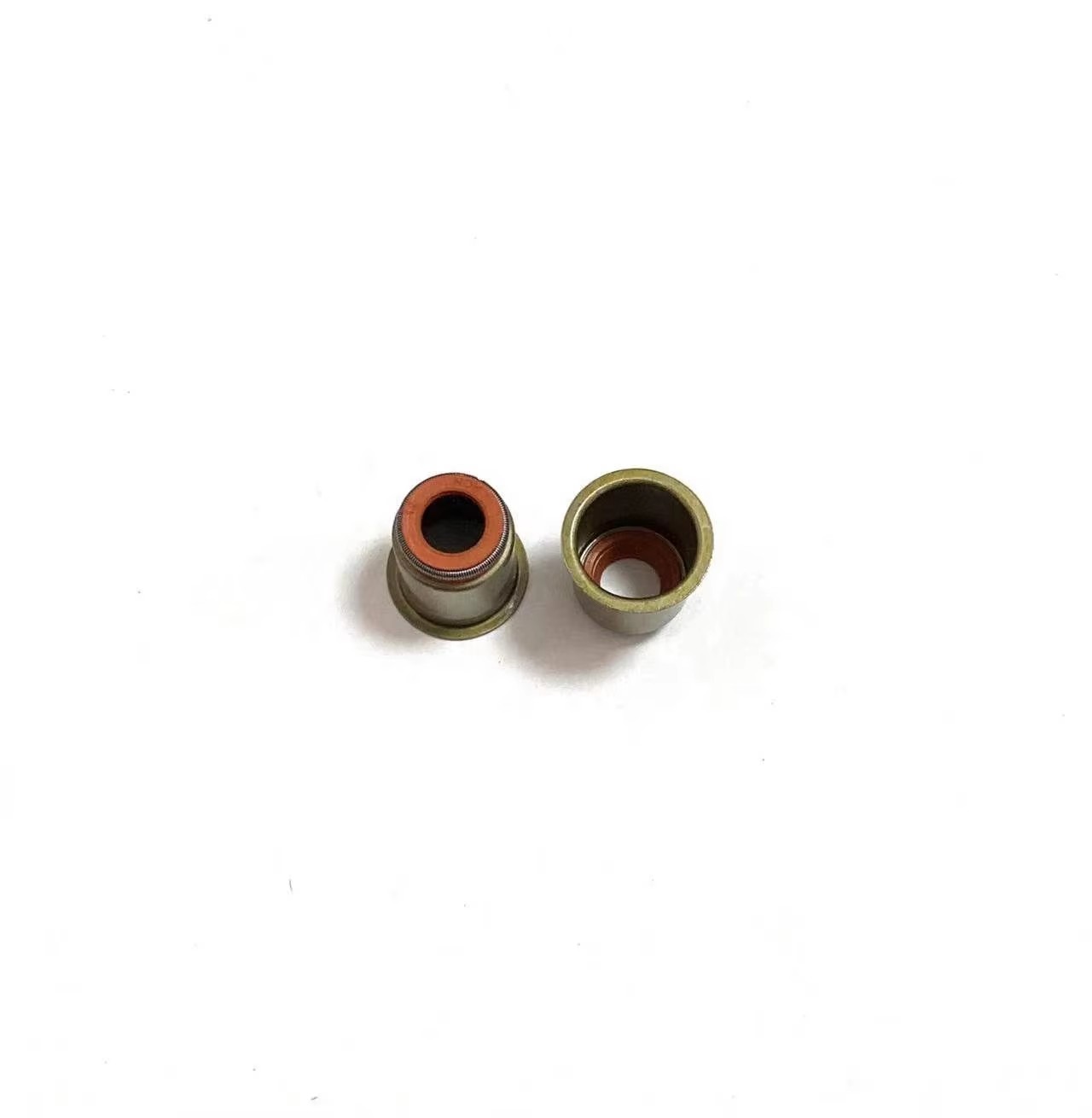XTSEAO Good Quality 125295702 069.440 WG1190347 7*9*14.7/11.8 FKM NBR Valve stem Oil Seal Have Stock