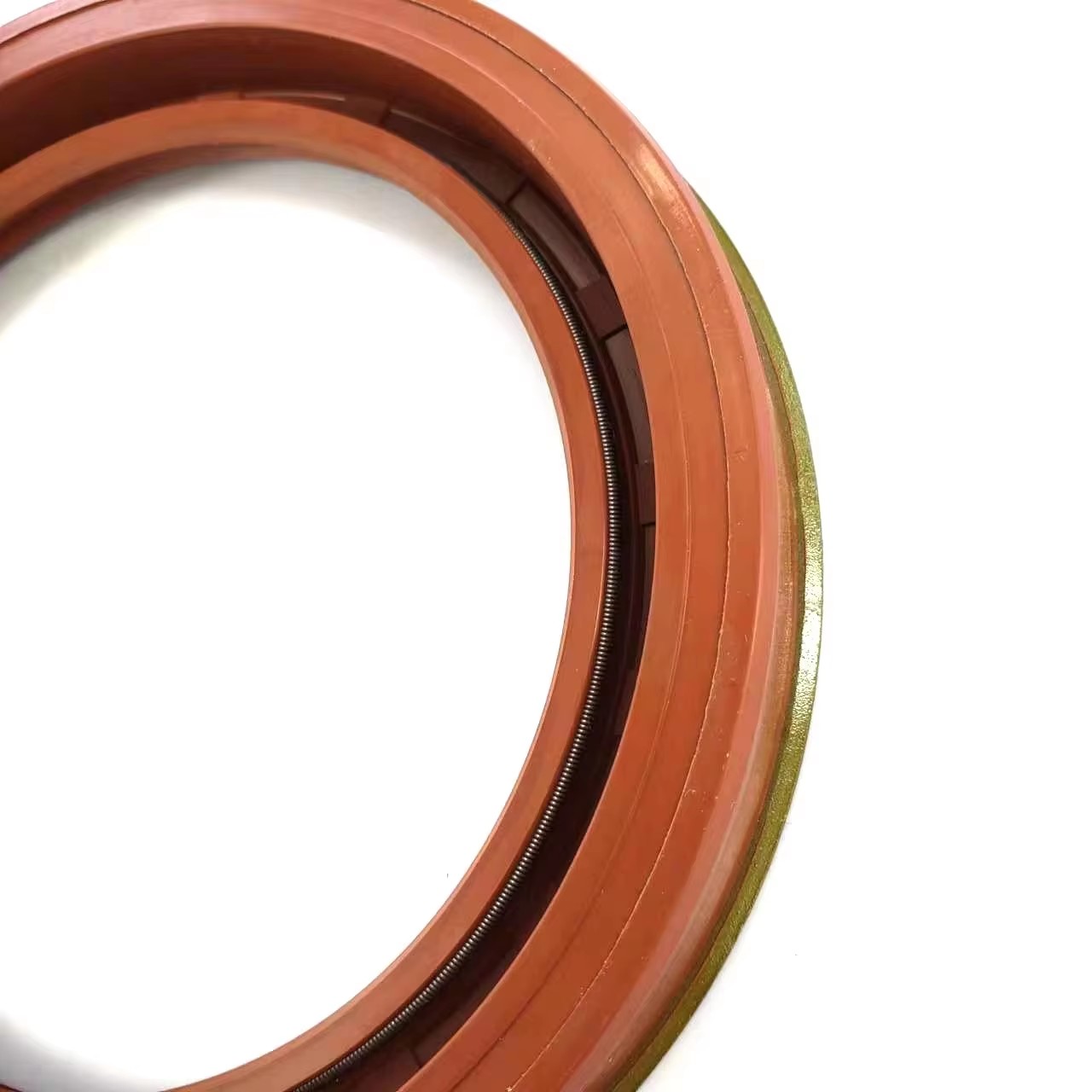 XTSEAO Manufacturer Sealings 5096250520 9099244330 5096250140 100*135*15 Crankshaft Oil Seal for Car I Suzu